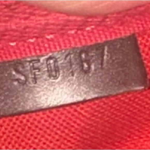 Louis Vuitton Pouch Damier Ebene - Picture 5 of 7